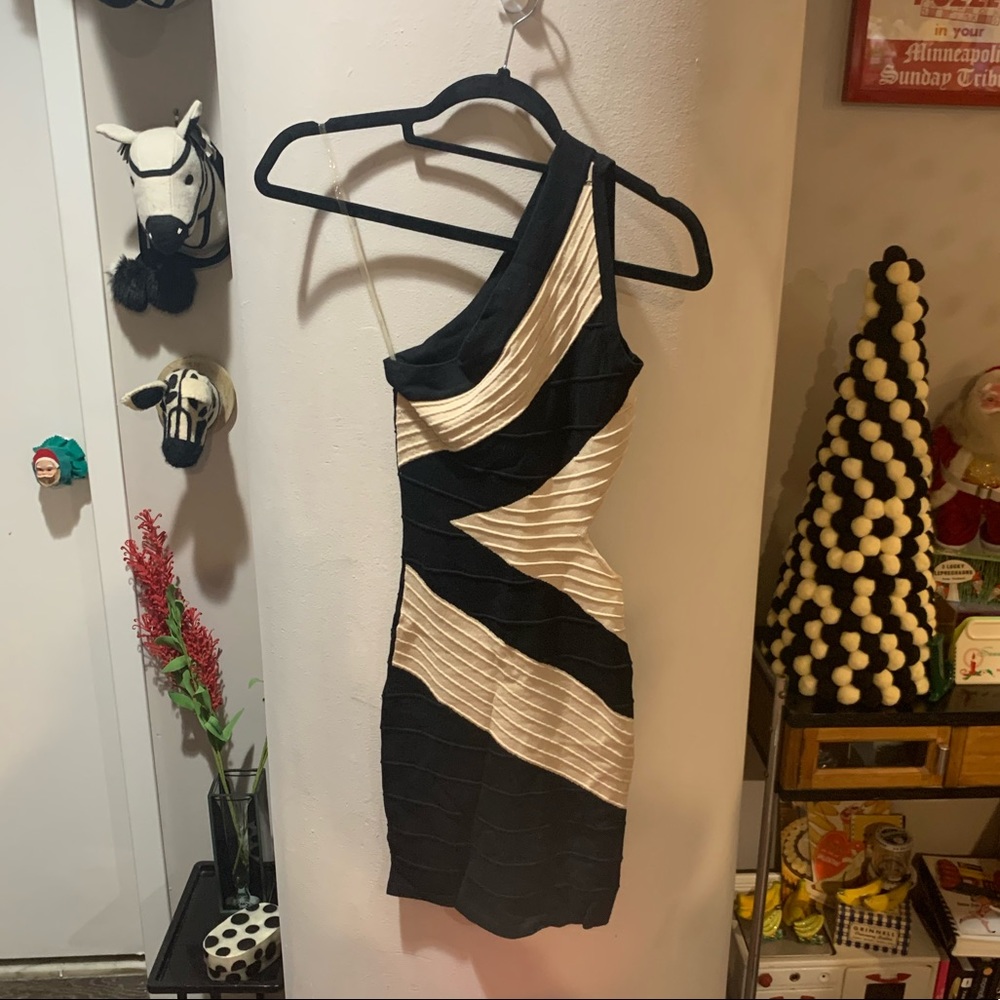 WOT “PRJCT 5750” XS black/tan body con dress. One shoulder w/cut out